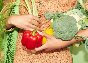 Vegan Lifestyle Linked to Lower Risk of Chronic Diseases and Environmental Benefits